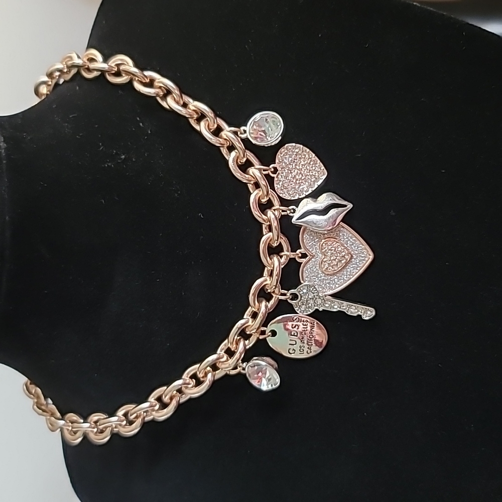 Guess LA Charm Necklace